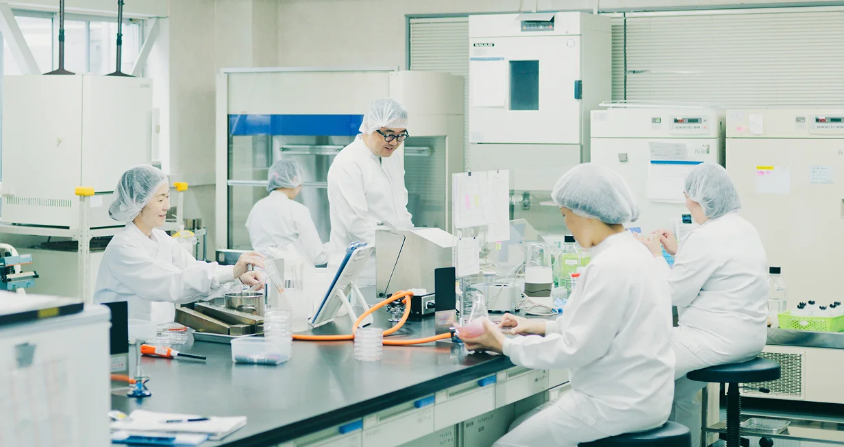 写真：食品検査の風景